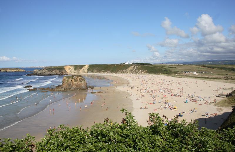Hotel Y Apartamentos Penarronda Playa Castropol Exteriör bild